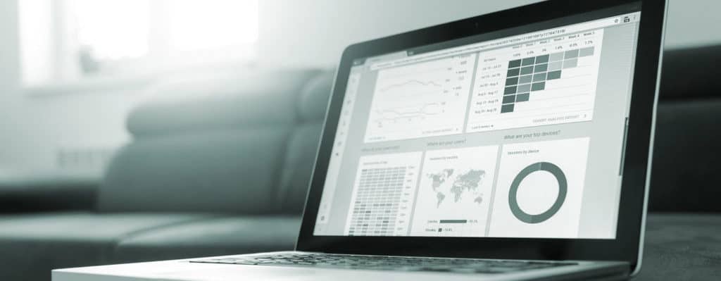 Moodbild Laptop mit Analytics